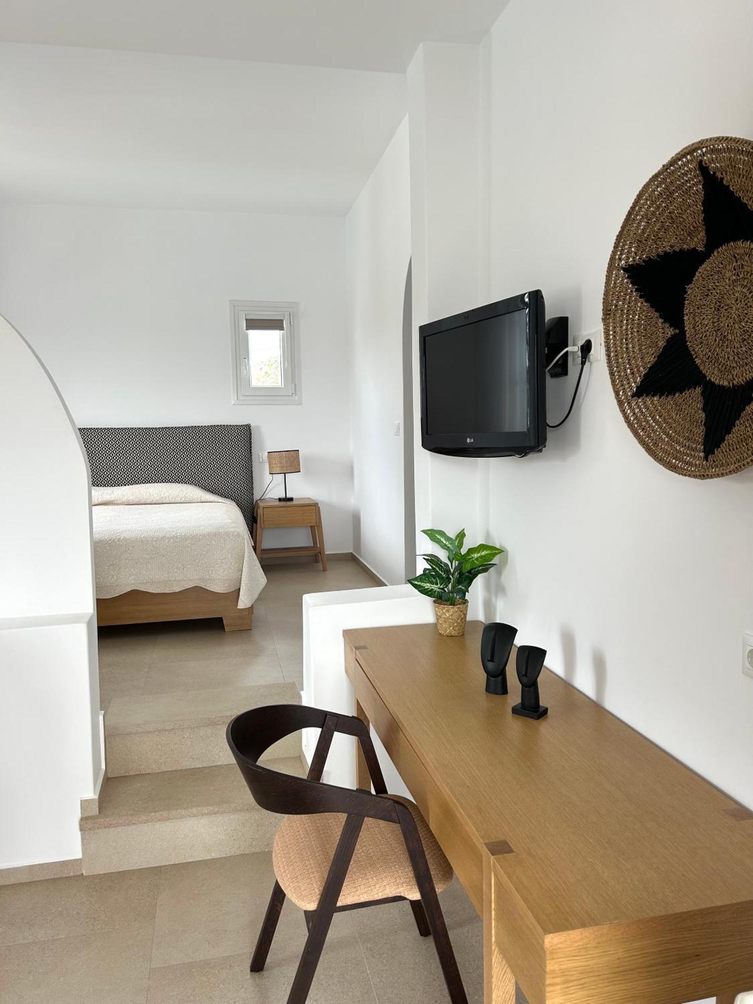 Esperides Apartment Platys Gialos  ภายนอก รูปภาพ