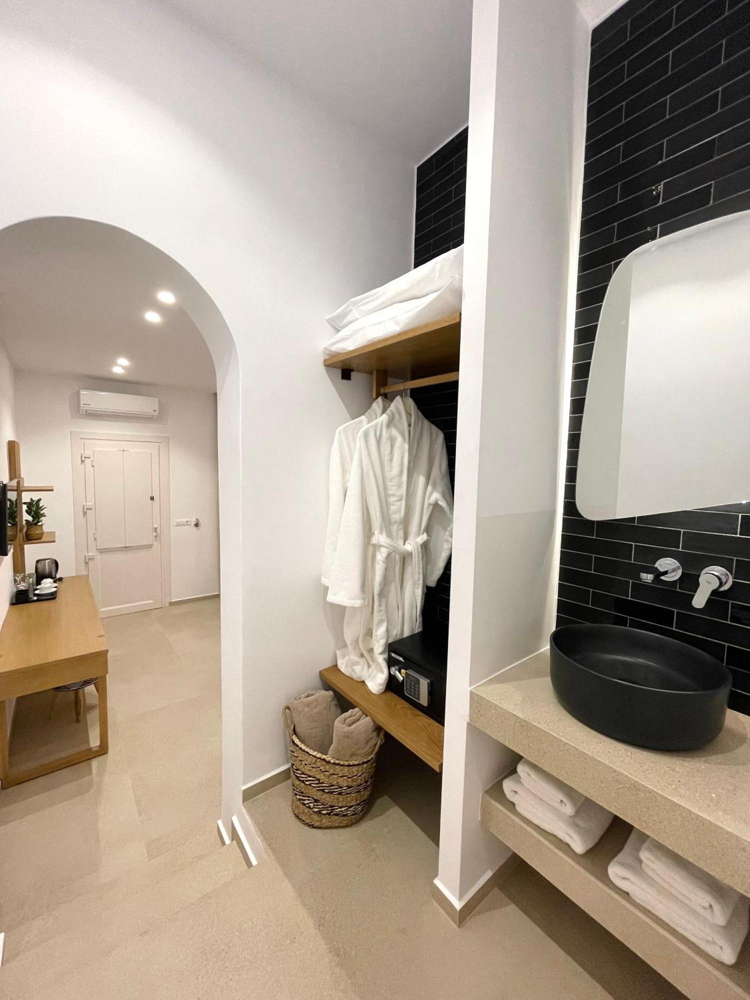 Esperides Apartment Platys Gialos  ภายนอก รูปภาพ