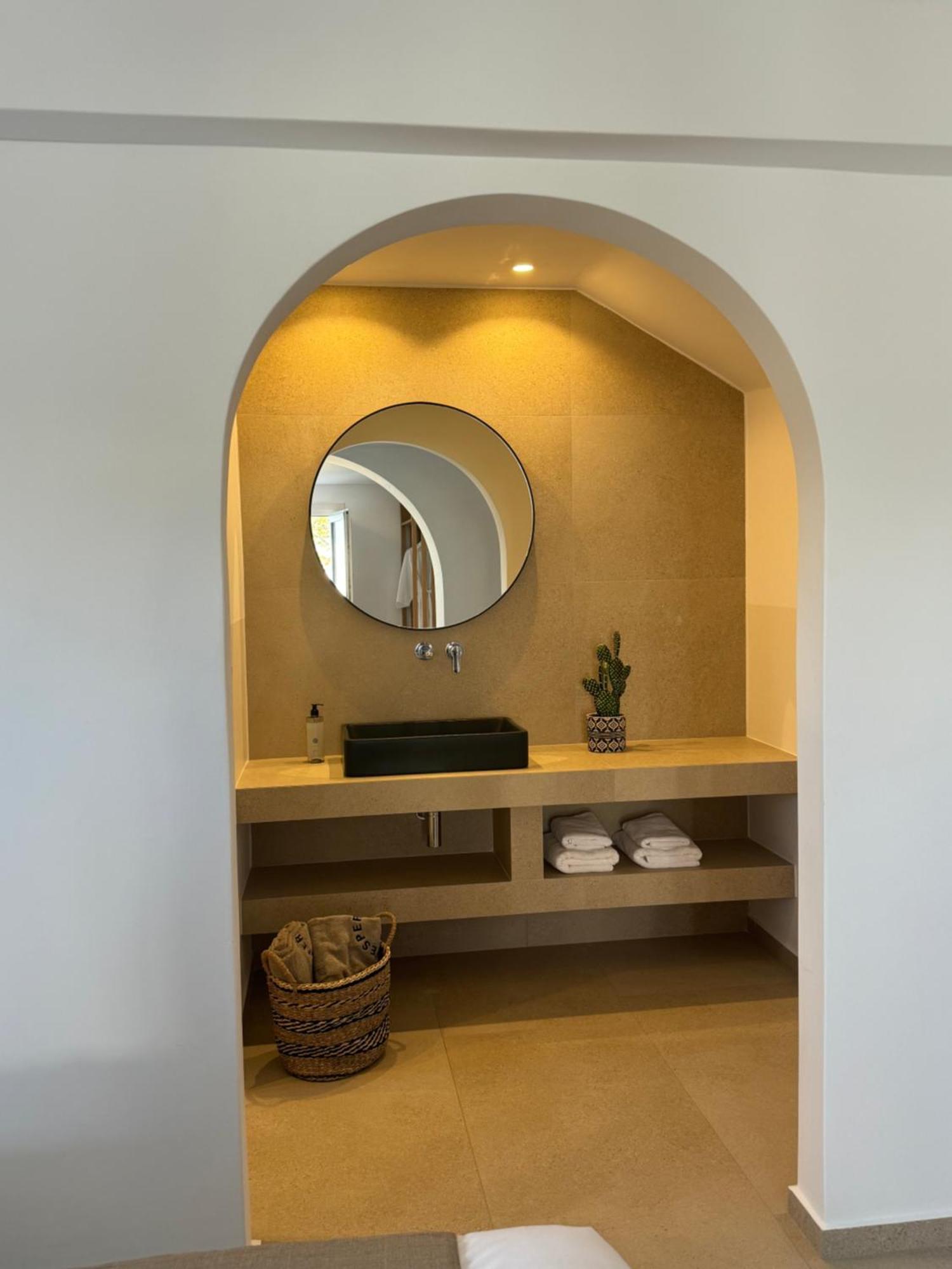Esperides Apartment Platys Gialos  ภายนอก รูปภาพ